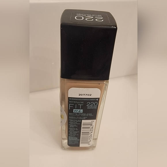 NEW Maybelline 220 fit me matte foundation Natural Beige - Picture 4 of 4